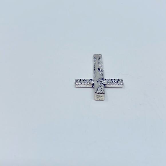 925 (no markings) Unisex Cross Pendant with Abstract Details - Picture 6 of 10
